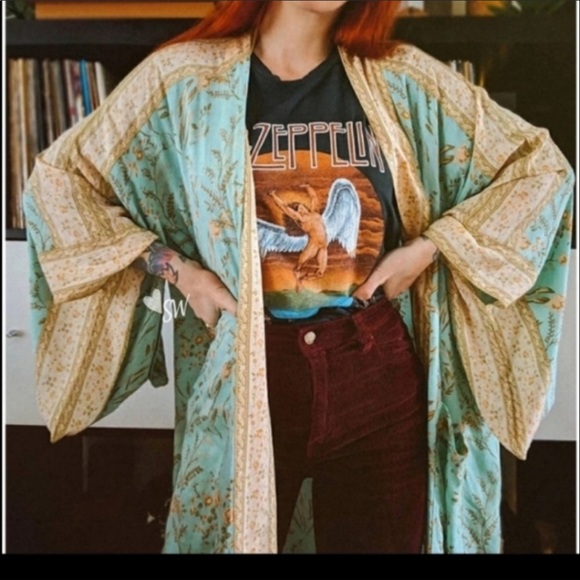 NEW BOHEMIAN VINTAGE ROBE KIMONO - Picture 7 of 14